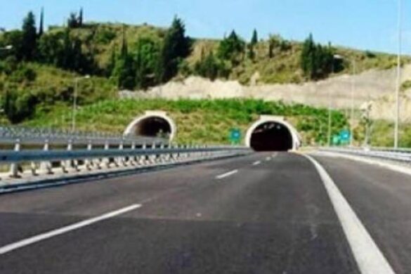 Πάτρα – Συναγερμός για όχημα που εκινείτο ανάποδα στο τούνελ της Περιμετρικής