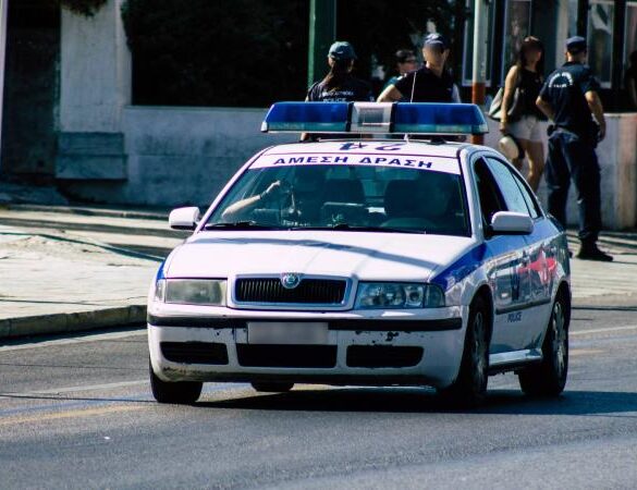 Έκλεβαν… κλιματιστικά από σχολεία και καταστήματα – Τρεις συλλήψεις