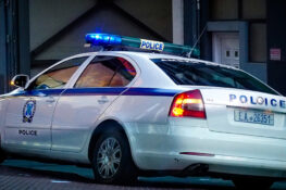 «Σαφάρι» κατά των ναρκωτικών σε Αίγιο και Πάτρα – Χειροπέδες σε 17χρονο διακινητή και τη μητέρα του