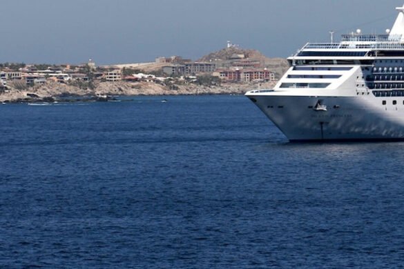 Συναγερμός σε πλοίο που έφυγε από Πάτρα