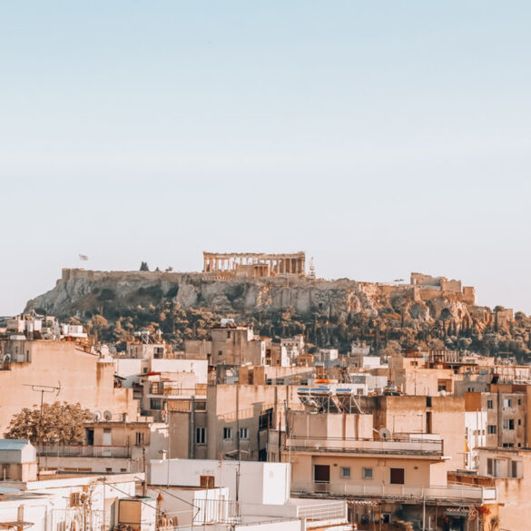 Χαμηλή η ποιότητα του αέρα σε Ελλάδα και Αν. Μεσόγειο λόγω μικροσωματιδίων από πυρκαγιές – Βελτίωση από αύριο