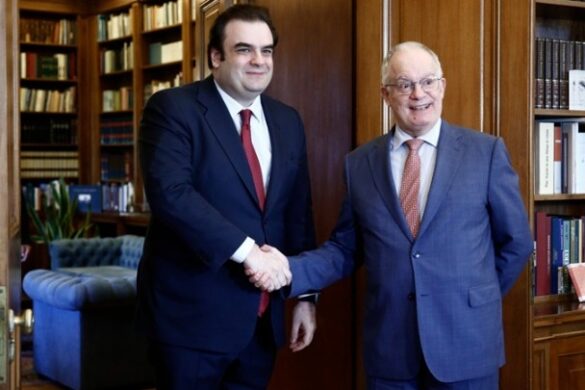 Συνάντηση του Προέδρου της Δημοκρατίας Κ. Τασούλα με τον Κυρ. Πιερρακάκη