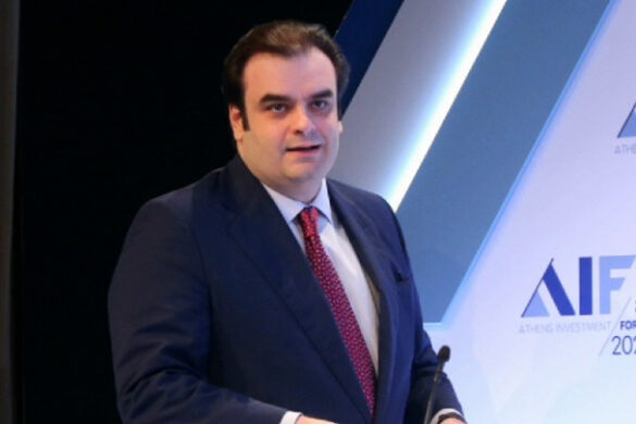 «Καλές πιθανότητες» βλέπει η Handelsblatt για εκλογή του Κυριάκου Πιερρακάκη ως προέδρου του Eurogroup