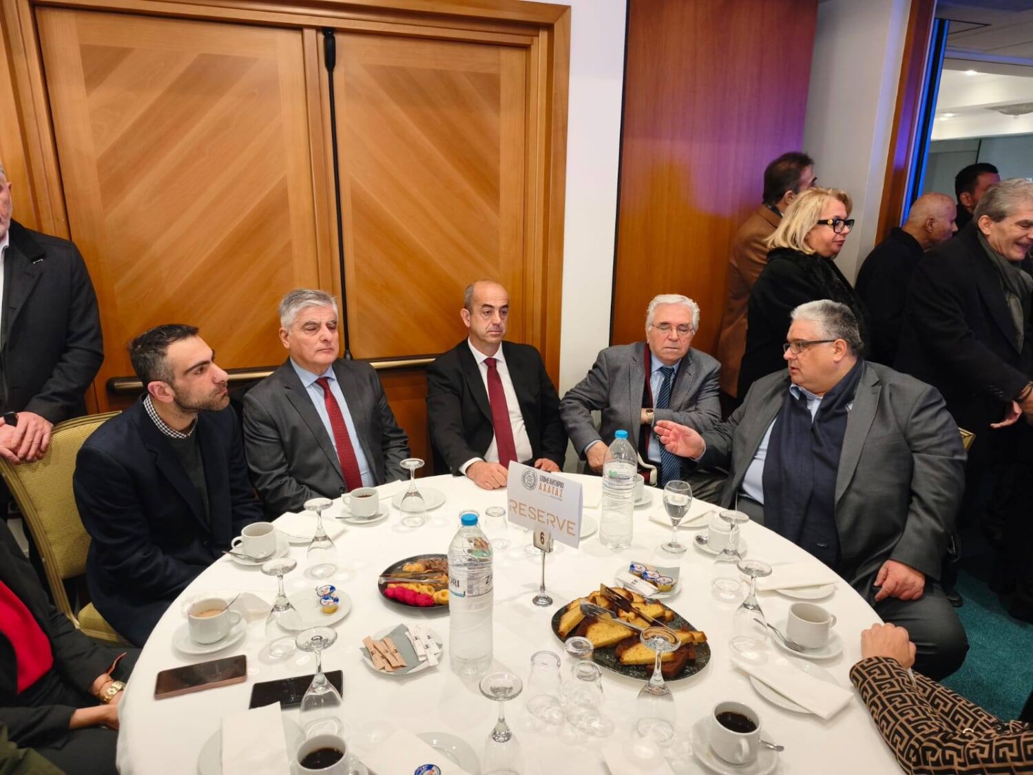 πίτα επιμελητηρίου