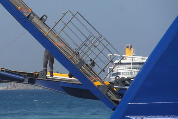 Περιπέτεια εν πλω για 218 επιβάτες στην Ηγουμενίτσα