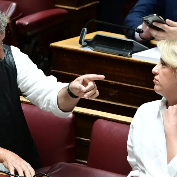ΣΥΡΙΖΑ: Ο Πολάκης άνοιξε τη μάχη της διαδοχής – Στο κάδρο πλέον και η Δούρου