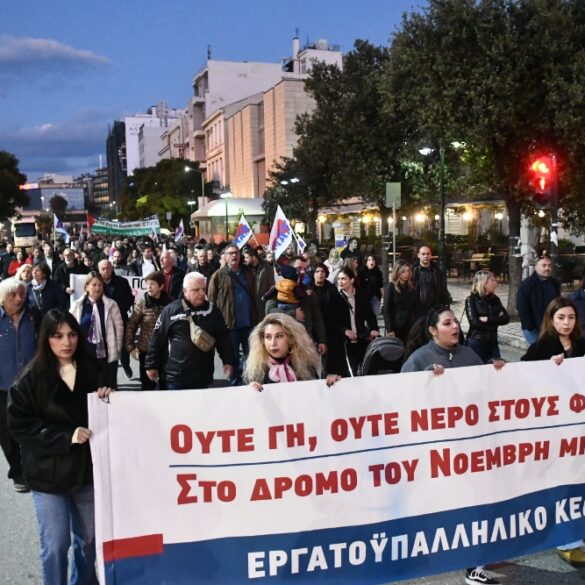 Πάτρα: O Δήμος τίμησε την επέτειο του Πολυτεχνείου