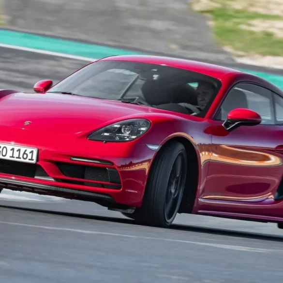 Τέλος εποχής για τις Porsche 718 Boxster και Cayman