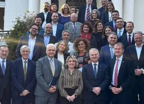 Ο Αντιπεριφερειάρχης, Φωκίων Ζαΐμης στην Ελβετική Πρεσβεία για την αναβίωση του ιστορικού σιδηροδρομικού δικτύου στην Πελοπόννησο