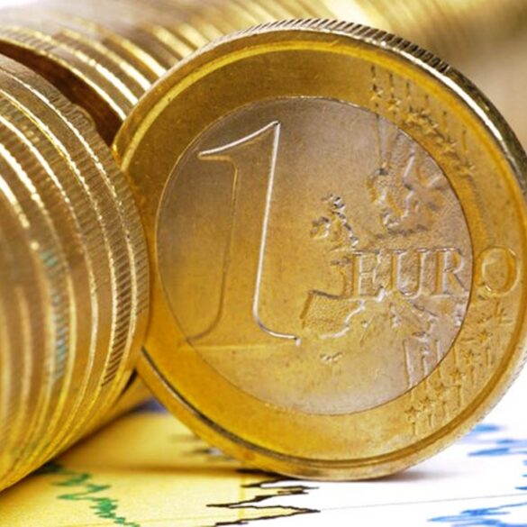 Προϋπολογισμός: Πρωτογενές πλεόνασμα 8,1 δισ. ευρώ το 2025 – Έσοδα 77,1 δισ. ευρώ,