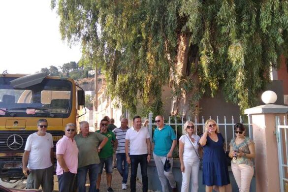 Αίγιο: Νέα συγκέντρωση έξω από το τμήμα Φυσικοθεραπείας για να αποτραπεί η μεταφορά του