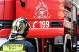 Πάτρα: Αναστάτωση στην οδό Θεμιστοκλέους από φωτιά σε αυτοκίνητο