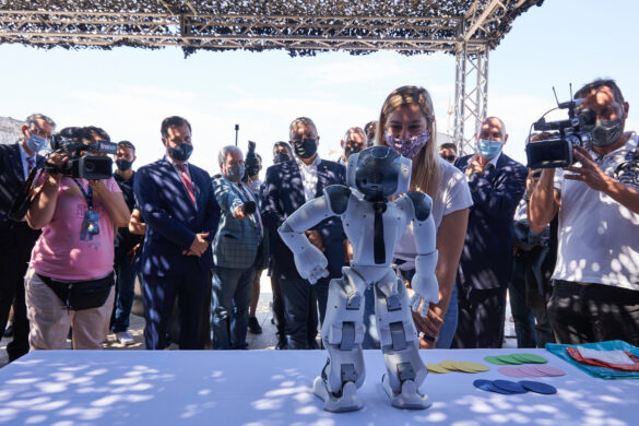 Ρομπότ μπορεί να «αλλάξει πρόσωπα» με την κατάλληλη εφαρμογή λογισμικού