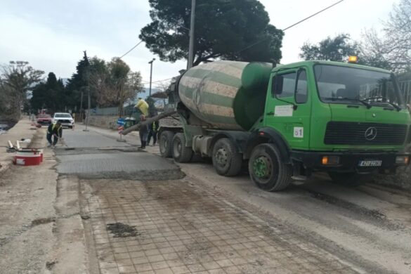 Προς ολοκλήρωση βαίνουν οι εργασίες αποκατάστασης του οδοστρώματος στα Ροϊτικα