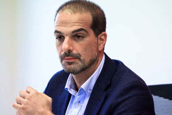 Γαβριήλ Σακελλαρίδης: «Ο Τσίπρας αμφισβητώ αν μπορεί να προκαλέσει την πολιτική αλλαγή»