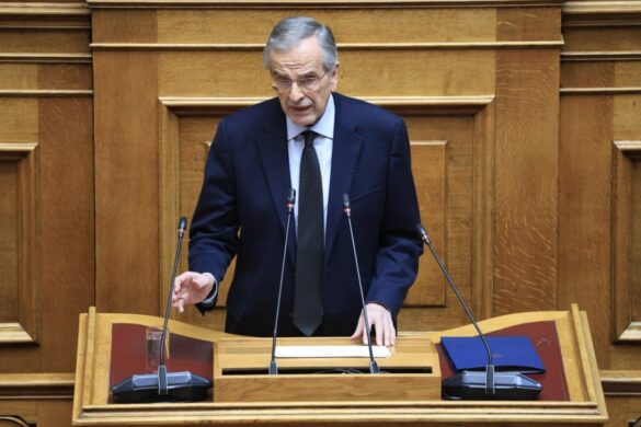 Σφυροκόπημα Σαμαρά σε Μητσοτάκη: Το δόγμα του ρηχού και όπου φυσάει ο άνεμος στην εξωτερική πολιτική