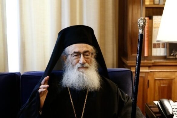 Στις 12/9 η υποβολή παραίτησης του Αρχιεπισκόπου Δαμιανού από την Ηγουμενία της μονής Αγ. Αικατερίνης Σινά