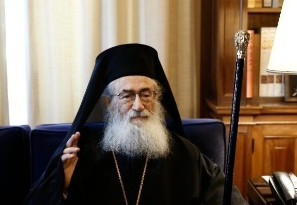 Στις 12/9 η υποβολή παραίτησης του Αρχιεπισκόπου Δαμιανού από την Ηγουμενία της μονής Αγ. Αικατερίνης Σινά