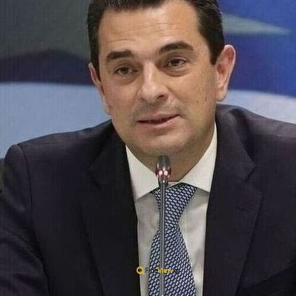 Πρόστιμα σε δύο εισπρακτικές εταιρείες – Σκρέκας: Απαράδεκτες συμπεριφορές δεν γίνονται αποδεκτές