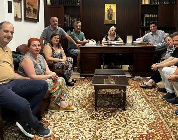 «σπιράλ»: Επισκέφθηκε τα γραφεία του Εμπορικού Συλλόγου