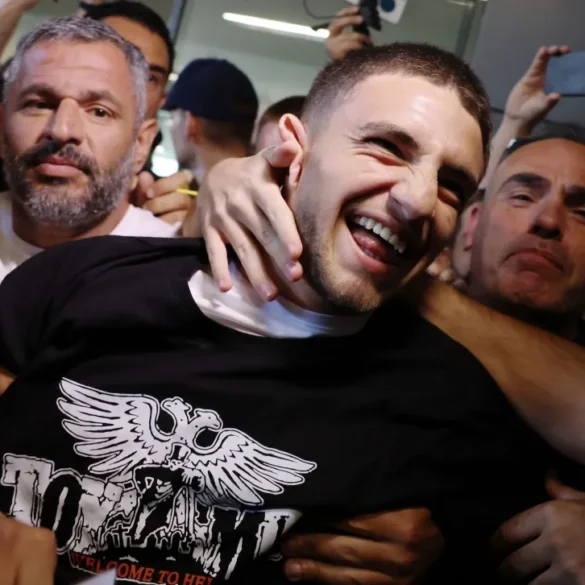 Ο ΠΑΟΚ ανακοίνωσε τη μεταγραφή του Χρήστου Ζαφείρη με… Ζαφείρη Μελά