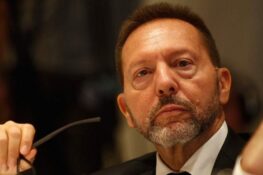 Στουρνάρας: Δύσκολα θα εξασφαλίζουν επαρκείς συντάξεις στο μέλλον μόνο τα δημόσια ταμεία