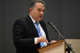 Κ. Σβόλης: “Προσβλητική η στάση του Δήμου Πατρέων για τους φοιτητές”