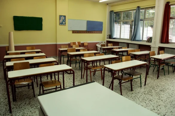 Πάτρα: Έσπασαν τζάμια γυμνασίου με πέτρες