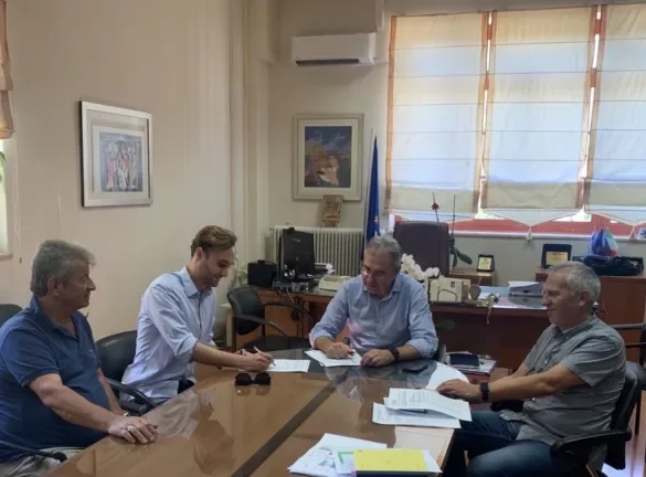 Δήμος Ερυμάνθου: Υπεγράφη η σύμβαση για τη βελτίωση του δρόμου από θέση «Κυπαρίσσι» προς Ερυμάνθεια
