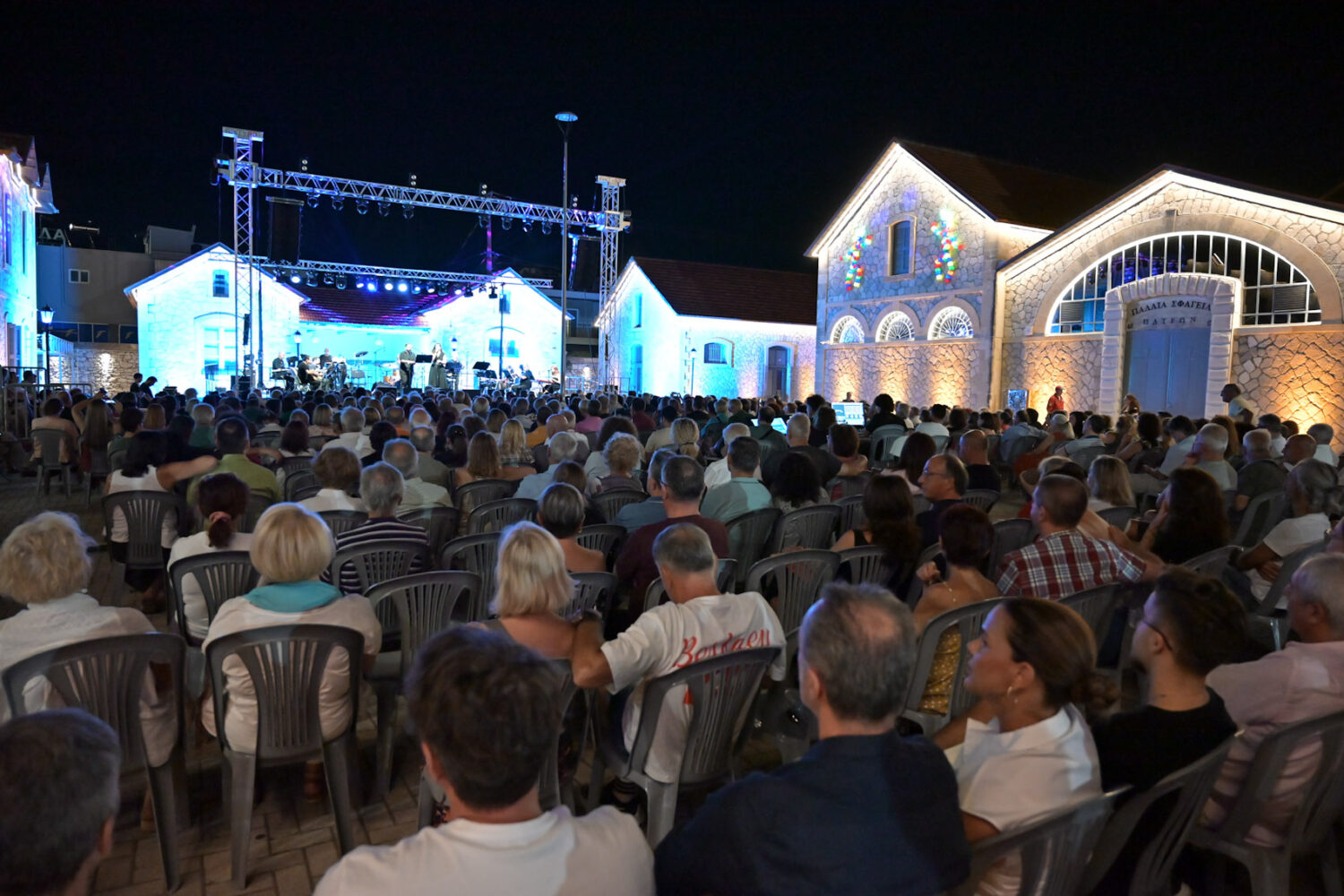 Πάτρα: Τα τραγούδια του Μάνου Ελευθερίου «ζωντάνεψαν» ξανά 2 synaylia manos eleyteriou patra 2