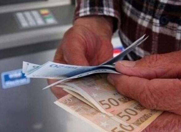 Έρχονται αλλαγές στα όρια ηλικίας – Σενάριο για 44 χρόνια δουλειάς για πλήρη σύνταξη