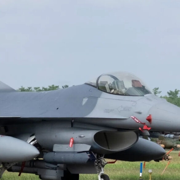 Η Ταϊβάν παρέλαβε τα δύο πρώτα F-16V από τις ΗΠΑ – Η αντίδραση του Πεκίνου