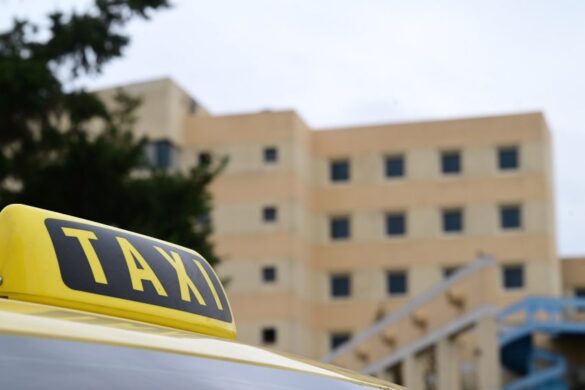 Τροχαίο στην Πειραιώς – Νεκρός οδηγός ταξί, σοβαρά τραυματισμένη η επιβάτιδα.