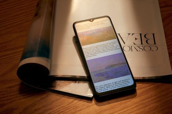 Η TCL παρουσιάζει τα πρώτα smartphones στον κόσμο με οθόνη που θυμίζει χαρτί!