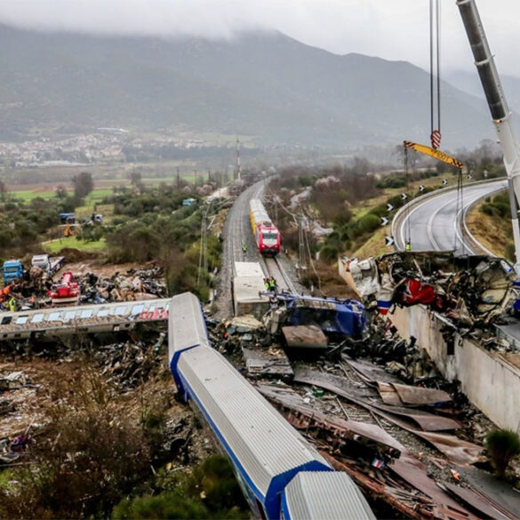 Τέμπη: Ξεκινά σήμερα η δίκη για τα 57 θύματα της σιδηροδρομικής τραγωδίας