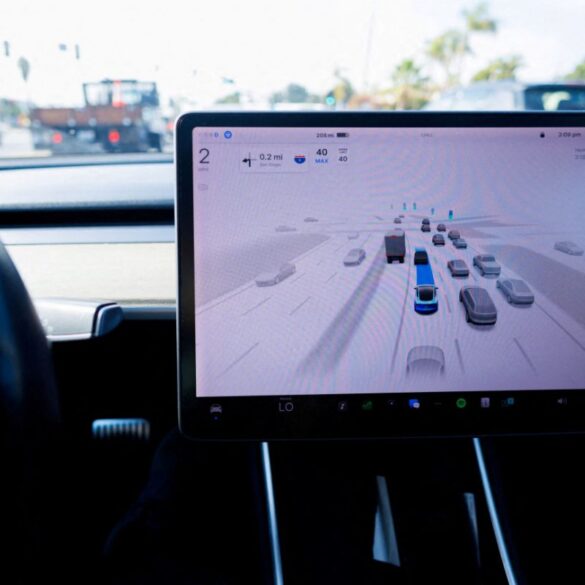 Ο αυτόματος πιλότος της Tesla τα βρήκε σκούρα στους κινεζικούς δρόμους