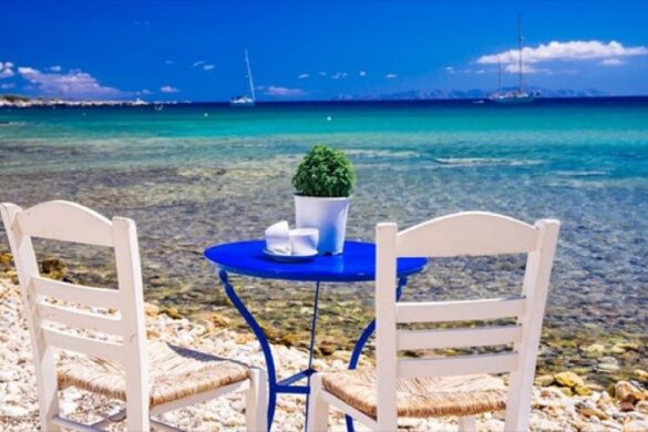 Υποχρεωτικά δυο τεστ την εβδομάδα για τους ανεμβολίαστους εργαζόμενους στον τουρισμό