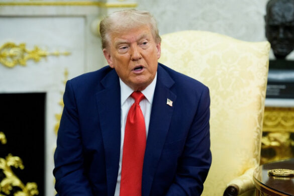 Ο Ντ. Τραμπ δηλώνει προσηλωμένος στην επιδίωξη της ειρήνης στη σύγκρουση Ρωσίας-Ουκρανίας, μεταδίδει το CBS News