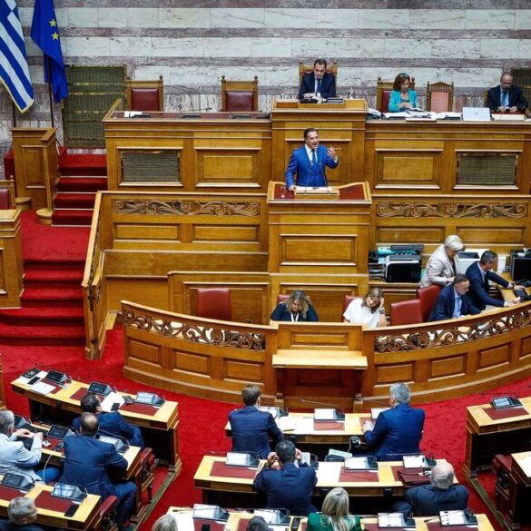 Ψηφίζεται σήμερα στην Ολομέλεια της Βουλής το νέο εργασιακό νομοσχέδιο