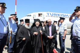 Ο Οικουμενικός Πατριάρχης Βαρθολομαίος στη Βουλή για την πρώτη του ομιλία μετά το 1999