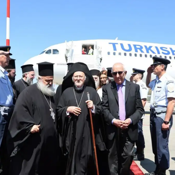 Ο Οικουμενικός Πατριάρχης Βαρθολομαίος στη Βουλή για την πρώτη του ομιλία μετά το 1999