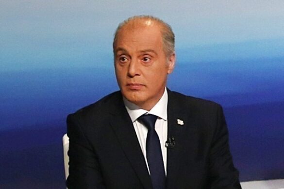 Bελόπουλος: «Όλοι έχουν 10-20 χιλιάρικα στα μαξιλάρια»