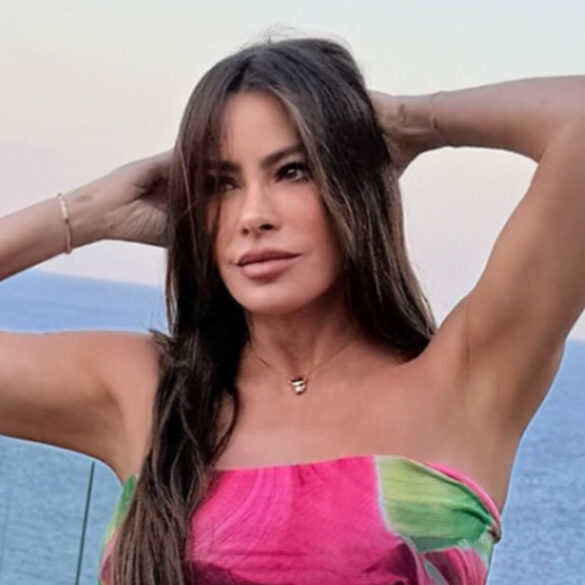 Για διακοπές στη Μύκονο η Σοφία Βεργκάρα