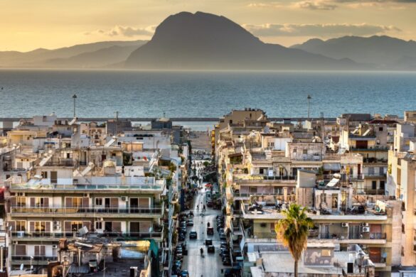 Αχαϊα: Τέλος το lockdown, επιστρέφει η μουσική και η κυκλοφορία μετά τη 1 τη νύχτα