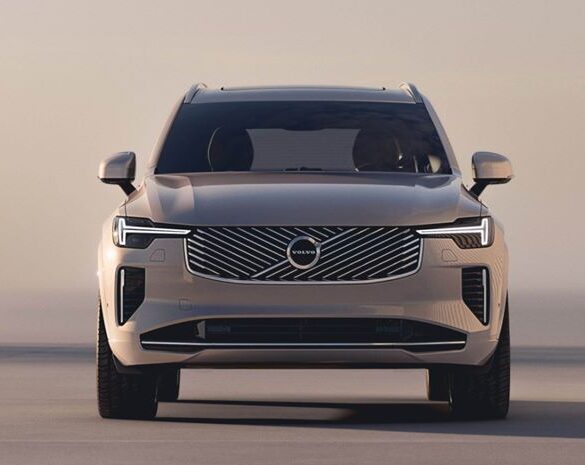 Η Volvo αναβαθμίζει όλα τα μοντέλα της με infotainment και φόρτιση άλλου επιπέδου