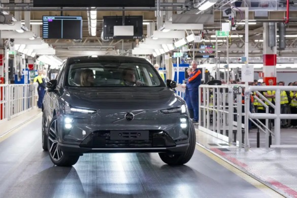 Βγήκε από την παραγωγή κι έρχεται το ηλεκτρικό Volvo EX60