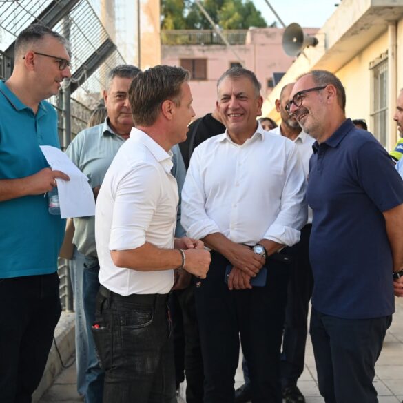 Πάτρα: Στα Προσφυγικά ο Υφυπουργός Αθλητισμού – Νέα εξέδρα στο ιστορικό γήπεδο