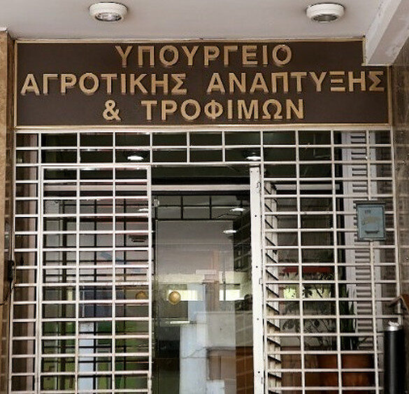 Το ΥΠΑΑΤ θέτει ως στόχο 60.000 νέους κατ’ επάγγελμα αγρότες μέχρι το 2027