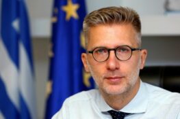 Απάντηση Σκέρτσου στους «5»: «Δεν είμαστε εσωτερικά αντίπαλοι, ο εχθρός είναι έξω»