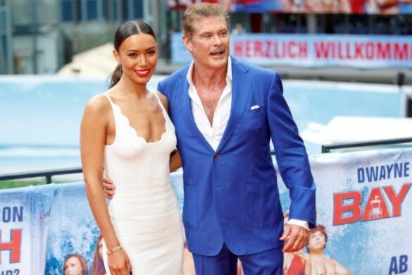 «Baywatch»: Eπιστρέφουν τα εμβληματικά κόκκινα μαγιό
